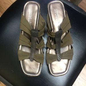 Donald Pliner strap wedges